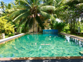 Отель Shangri-lanka Villa  Bentota